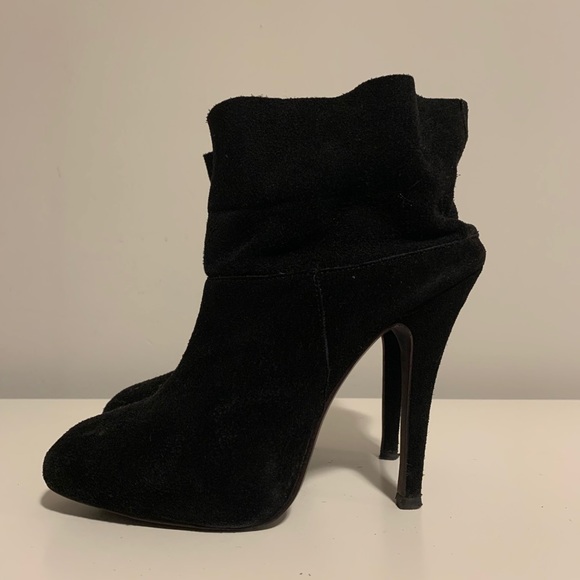 Max Studio 100% Suede Booties - Picture 4 of 11